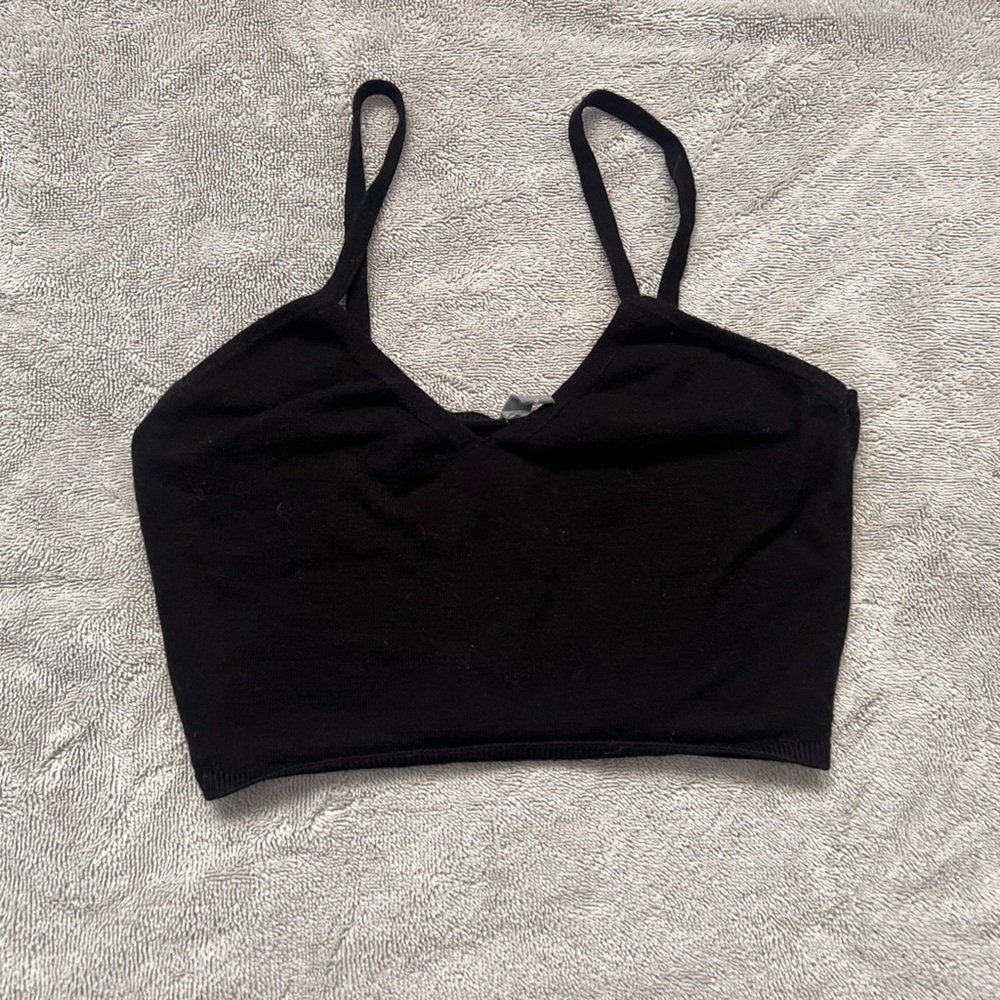 black tank top v cut barely worn